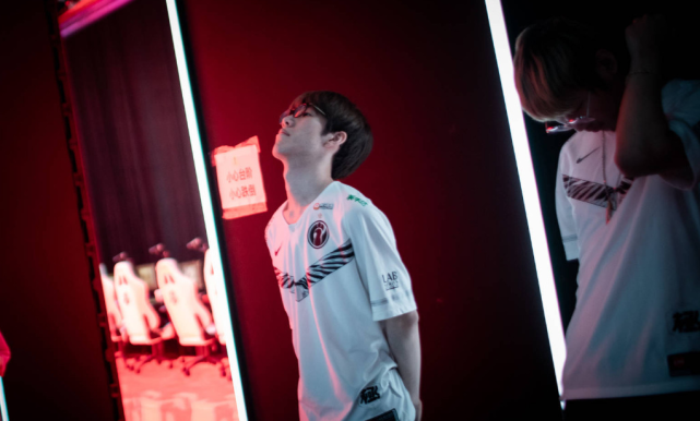 引入先进的 引入先进的